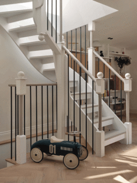 An elegant cottage in London